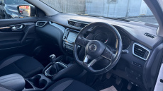 Nissan Qashqai 1.3 DiG-T Acenta Premium 5dr Petrol Hatchback